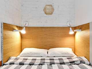 Гостиница Soul Kitchen Hostel Санкт-Петербург Номер стандарт эконом с 1 двуспальной кроватью-5