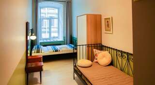 Гостиница Soul Kitchen Hostel Санкт-Петербург Стандартный двухместный номер с 1 кроватью или 2 отдельными кроватями-3