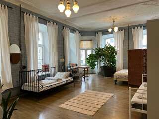 Гостиница Soul Kitchen Hostel Санкт-Петербург Номер люкс семейный-7